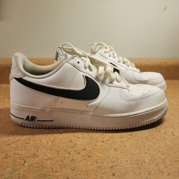Nike Other - 2018 Nike AF1 low 07’ 3 “black white” size 12